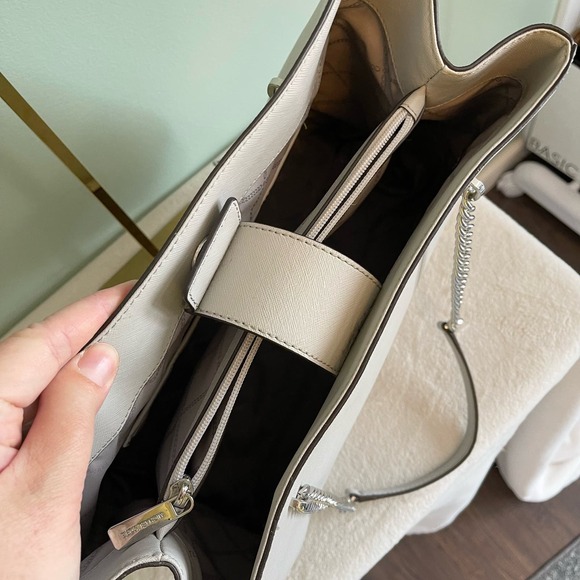 MICHAEL KORS MK Womens Shoulder Tote Bag Chain Strap Pebbled Leather Taupe - Picture 10 of 13